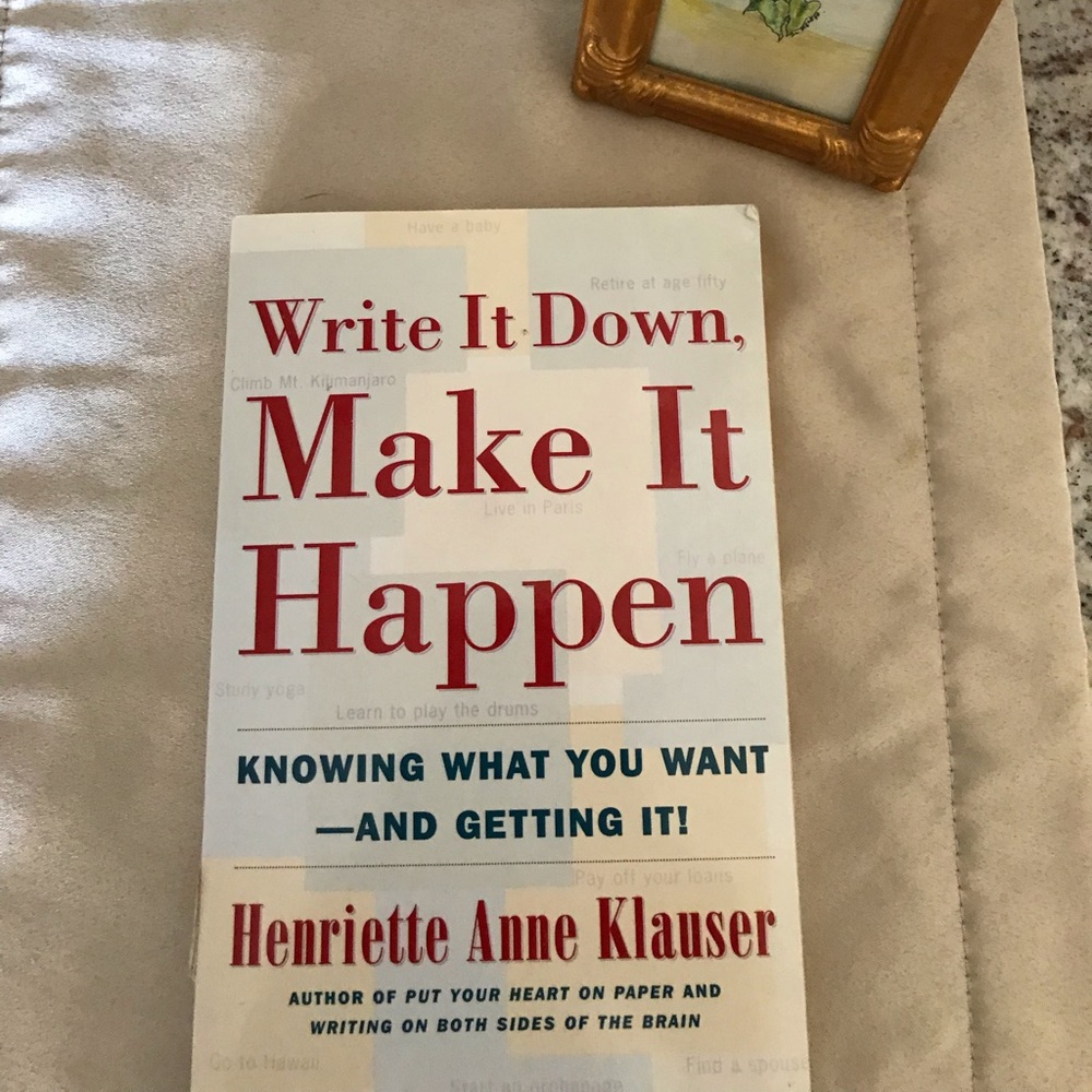 Very good book📔💚